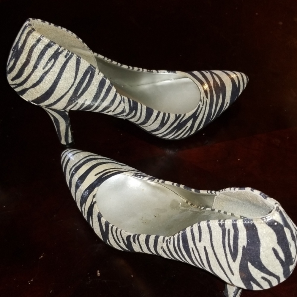 Zebra heels